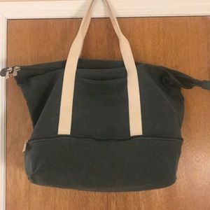 Lo and Sons Catalina Classic Canvas Weekender Tote